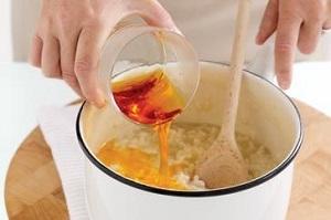 photo-of-cooking-with-saffron.jpg