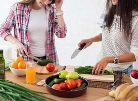 young-women-slicing-fruits.jpg