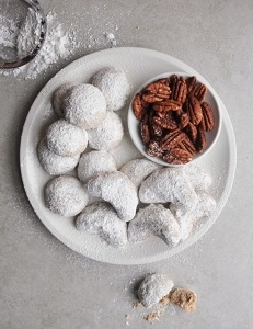 Plate of Walnut And Cardamom Snowballs